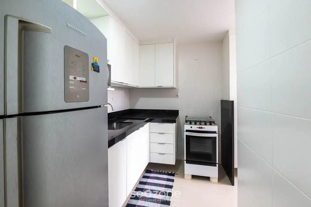 Apart With 2 Bedrooms 400 m From the Beach Ina1306