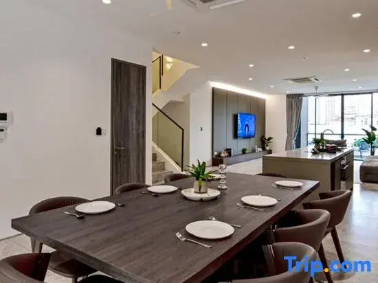 Modern Luxury Villa Hinai by Simple Sanctuary