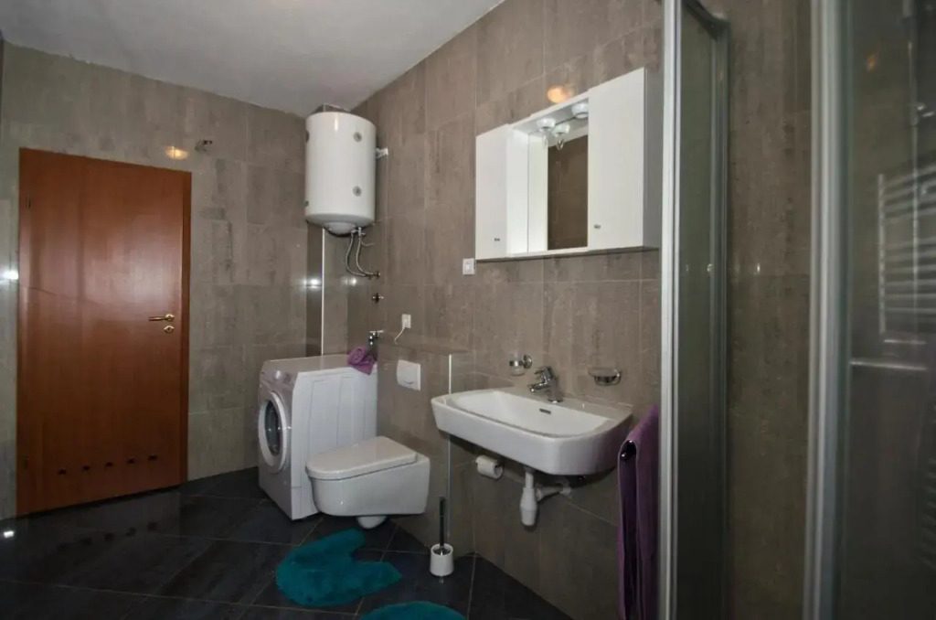 Rooms Leda