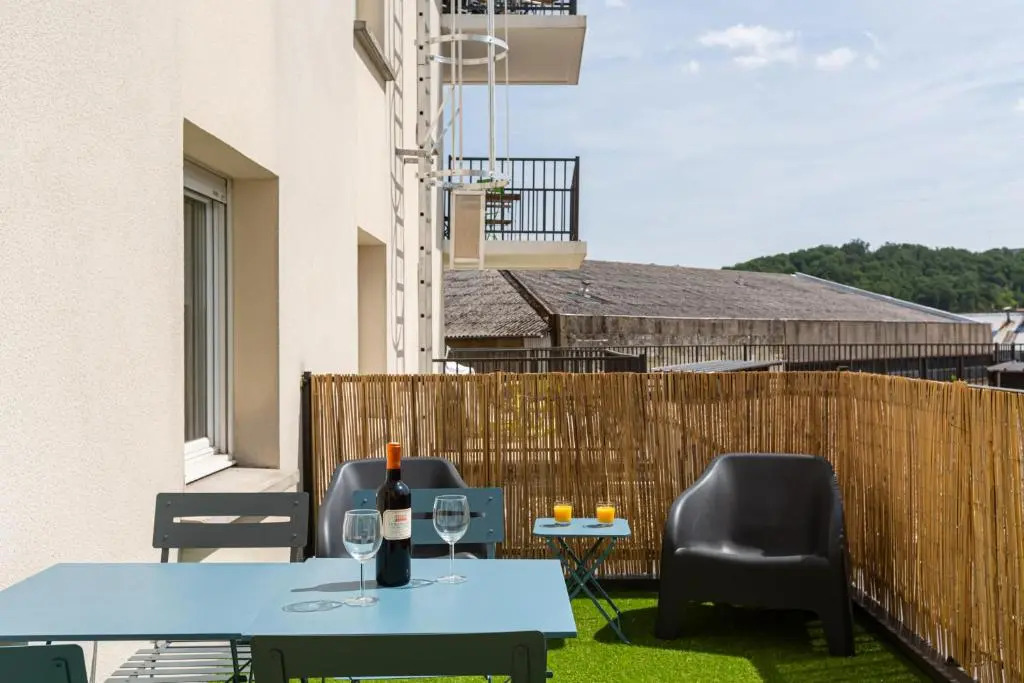 A 5 min de Bordeaux centre - Terrasse - Pied du tram