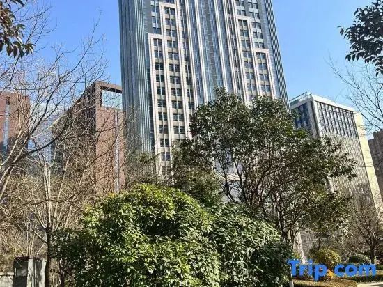 Jinan Yuelong Hotel