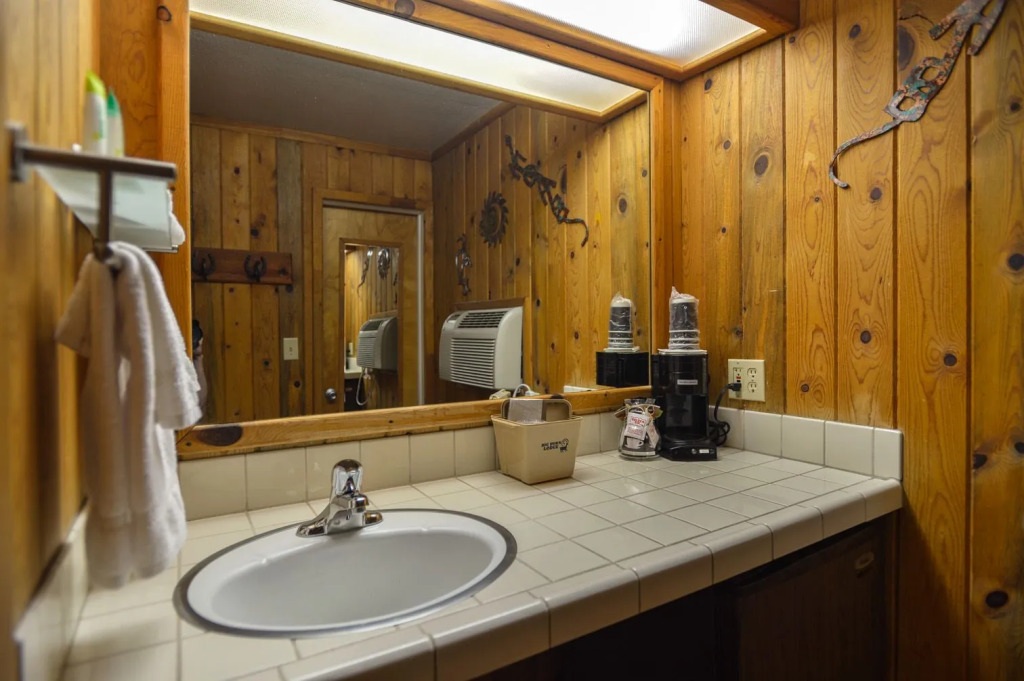 Big Horn Lodge