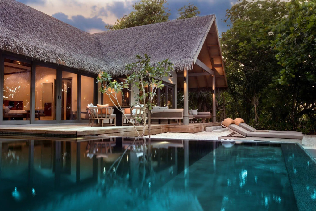 Vakkaru Maldives - Luxury Private Island Resort