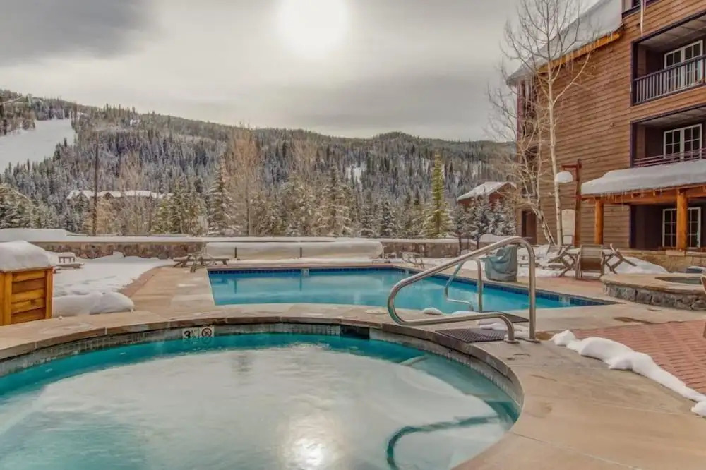 1 Bedroom Mountain Condo In The Heart Of River Run Village Within Walking Distance To Ski