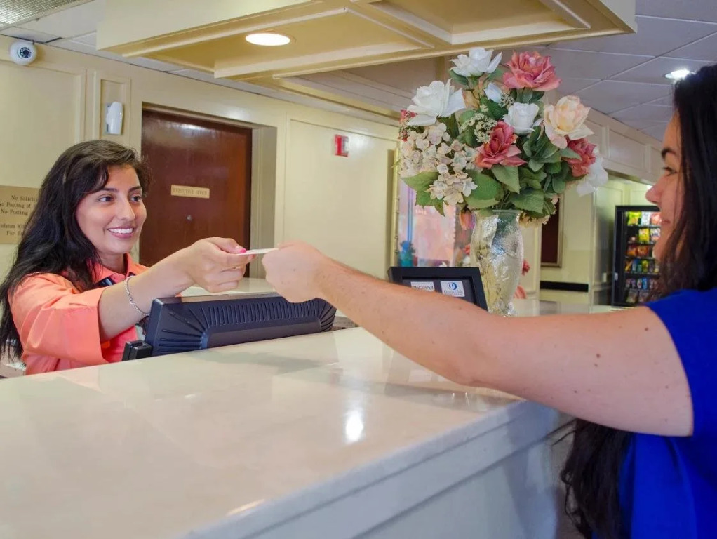 B&B HOTEL Orlando International Drive near Universal - Newly Renovated