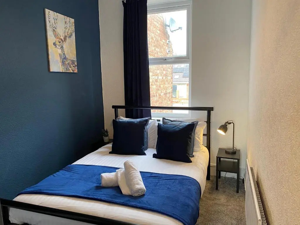 Rawling - Canny 2 bed flat close to Ncle free wifi & parking
