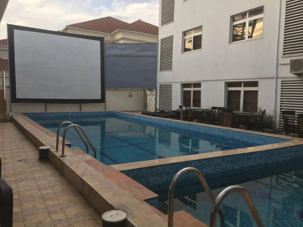 Springpark Yaad Hotel