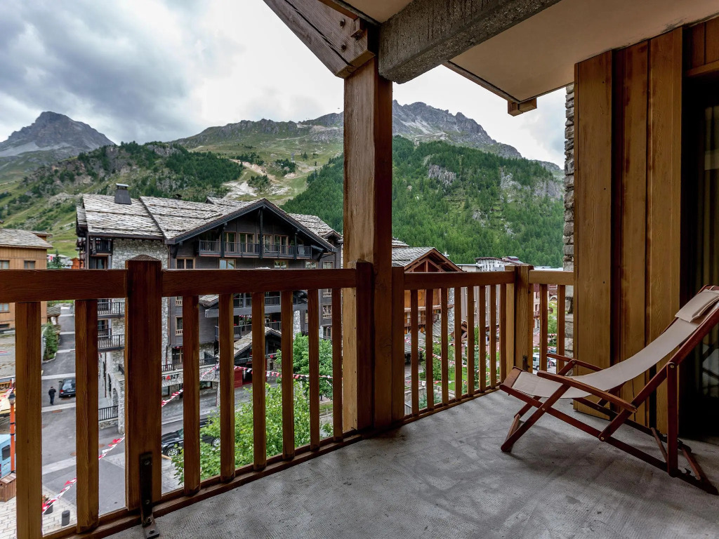 Savoyards and rustic studio in the heart of Val d'Isère