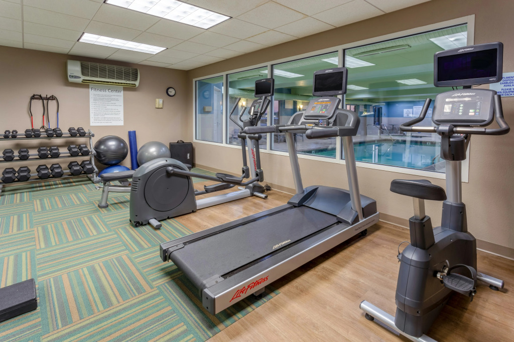Holiday Inn Express & Suites Vandalia by IHG