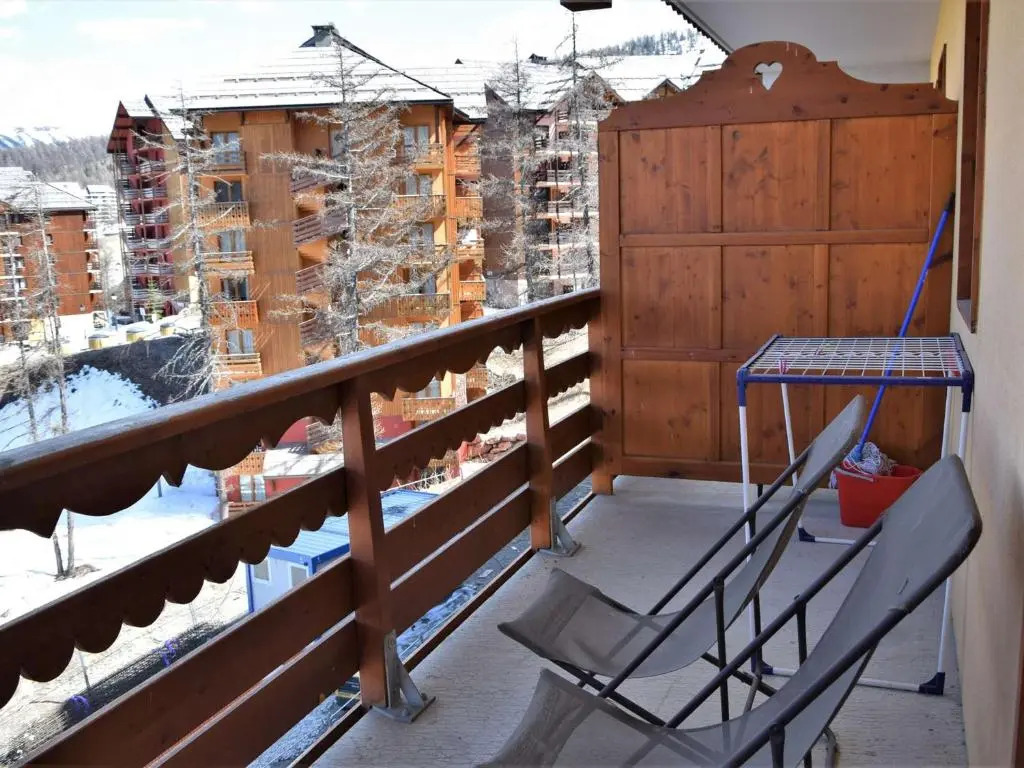 Appartement 3 pièces 6 pers. - Pied des pistes avec piscine, sauna et animaux admis - FR-1-330-396