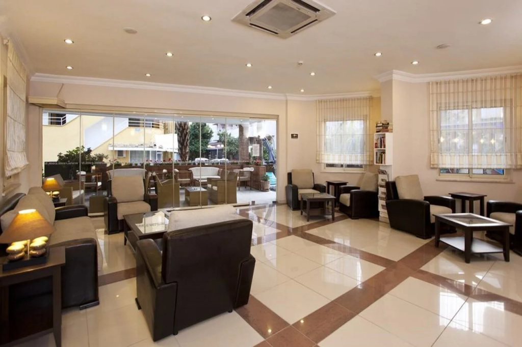 Remi Hotel