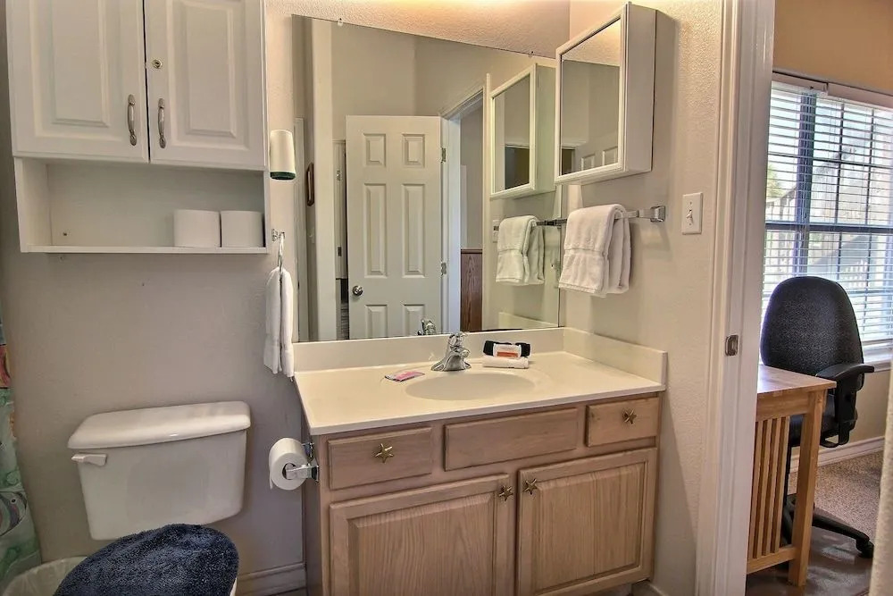 Blue Heron FH4 3 Bedrooms 2 Bathrooms Condo