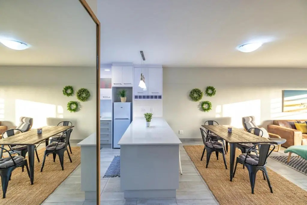 Central Apartment Unit 6 @ 301