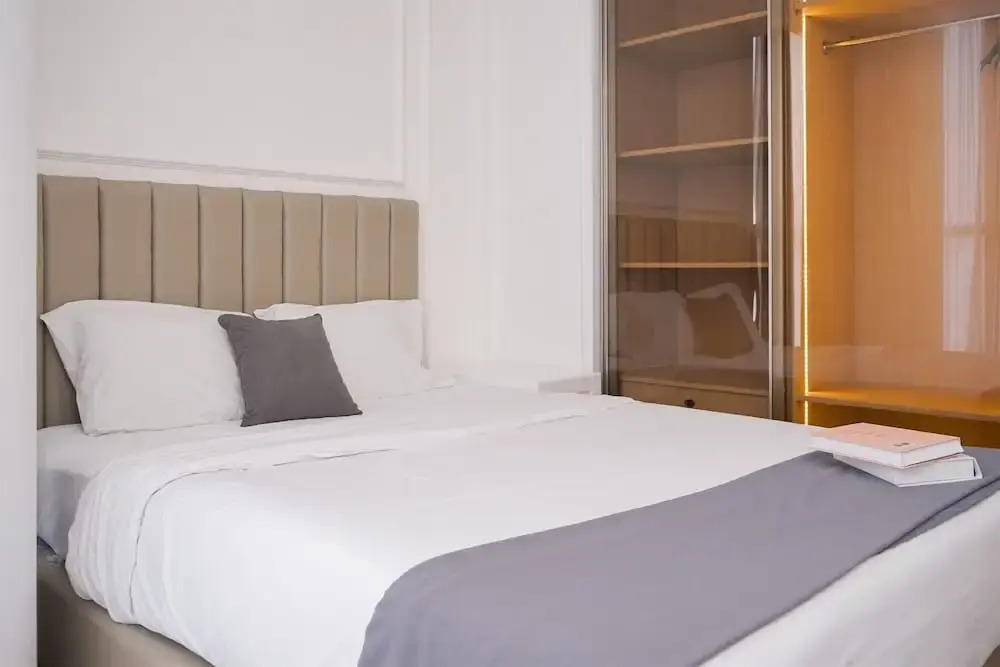 Cozy Living 2Br At Gold Coast Apartment