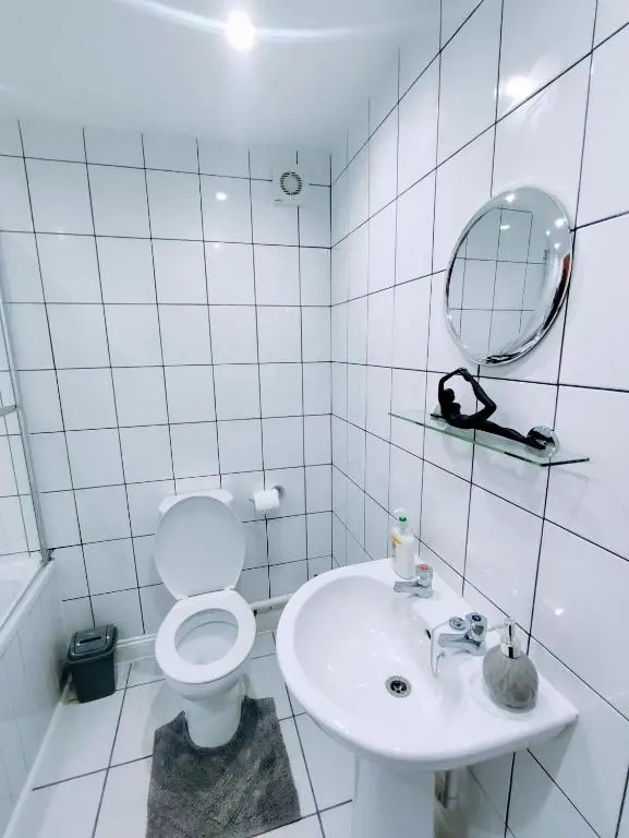 Crystal Suite 2 -free private parking