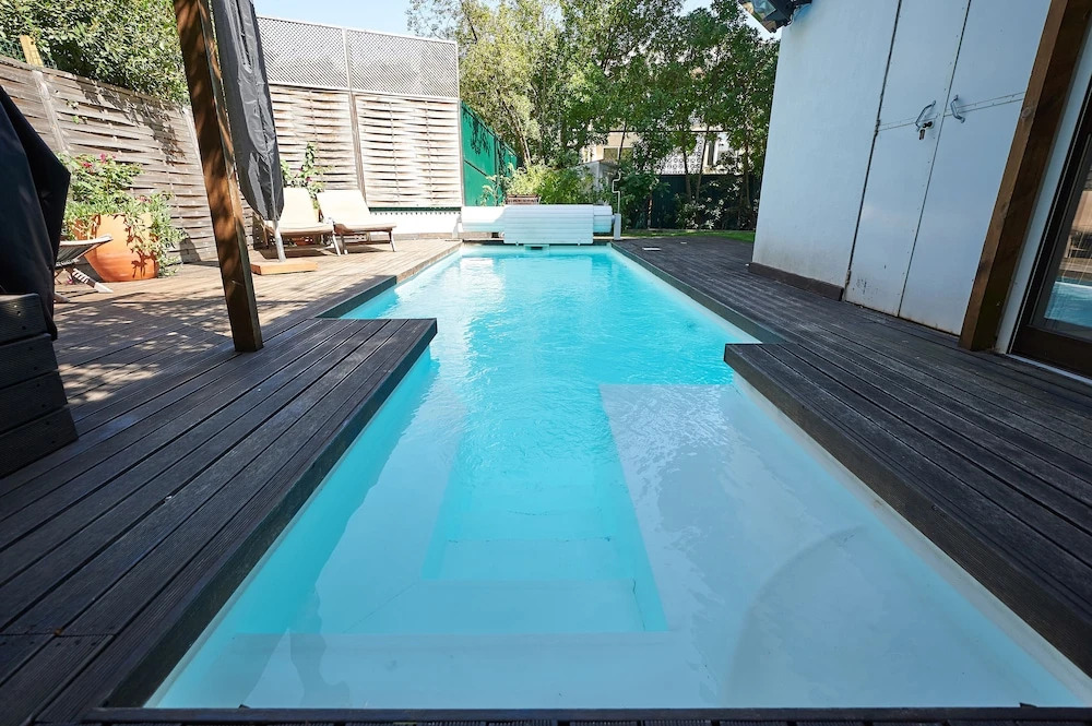 Central Holiday Home