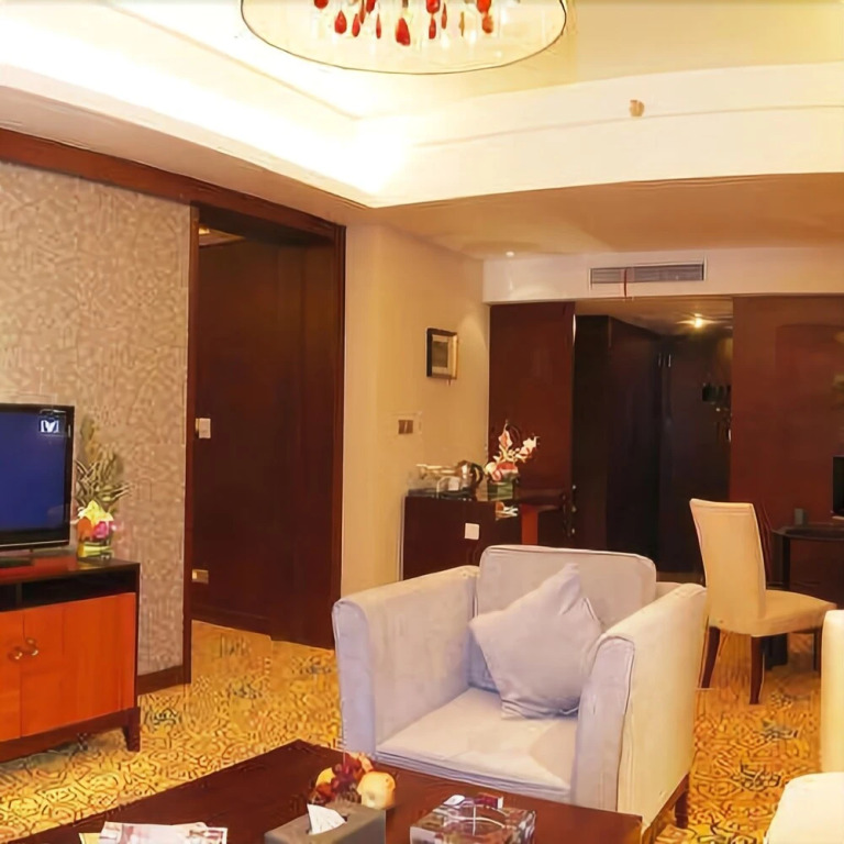 Crystal Hotel