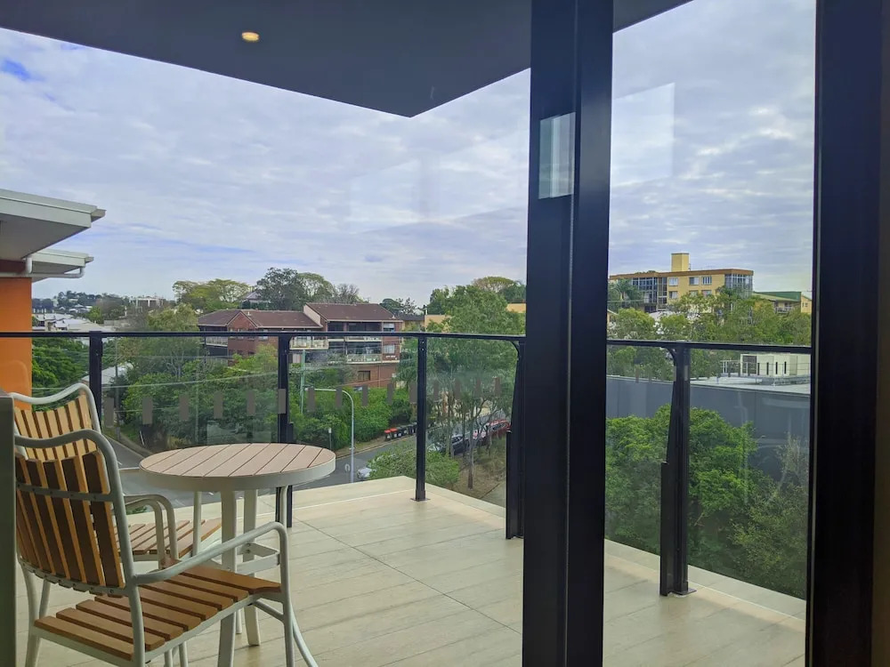 The Windsor, Hotel Rooms & Apartments