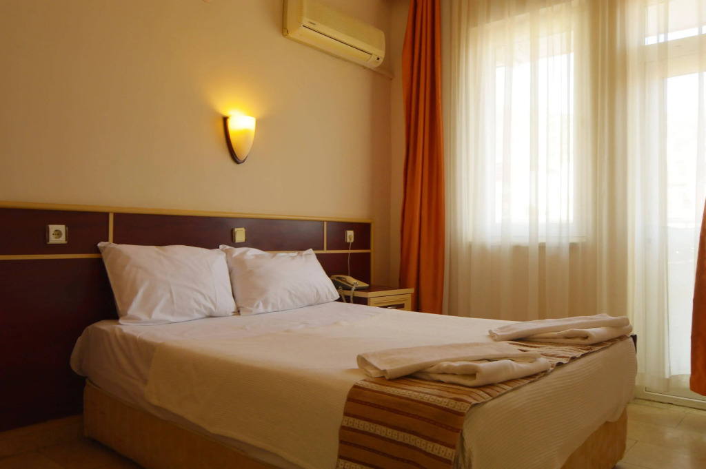 Kleopatra Arsi Hotel