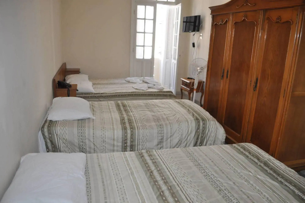 Artemis Hotel