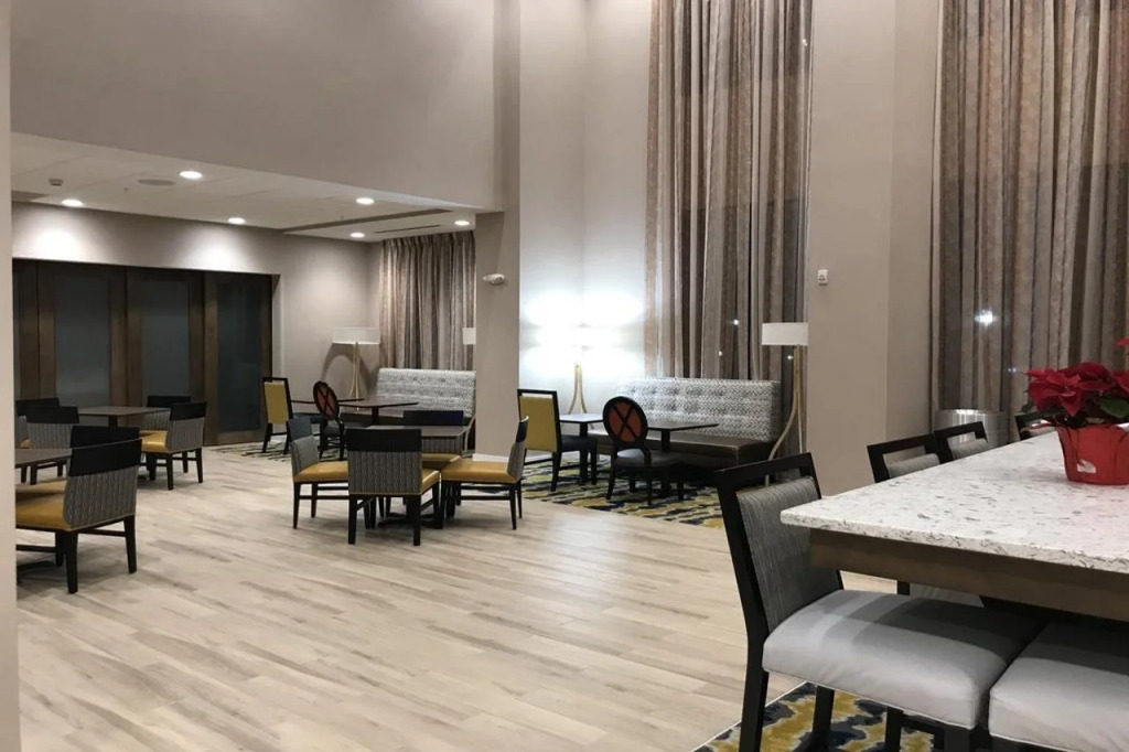 Hampton Inn & Suites Columbia Killian Road
