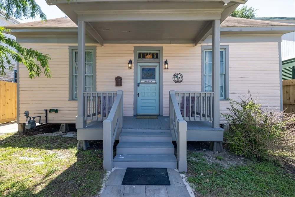 The Sells House 3 Bedroom Home