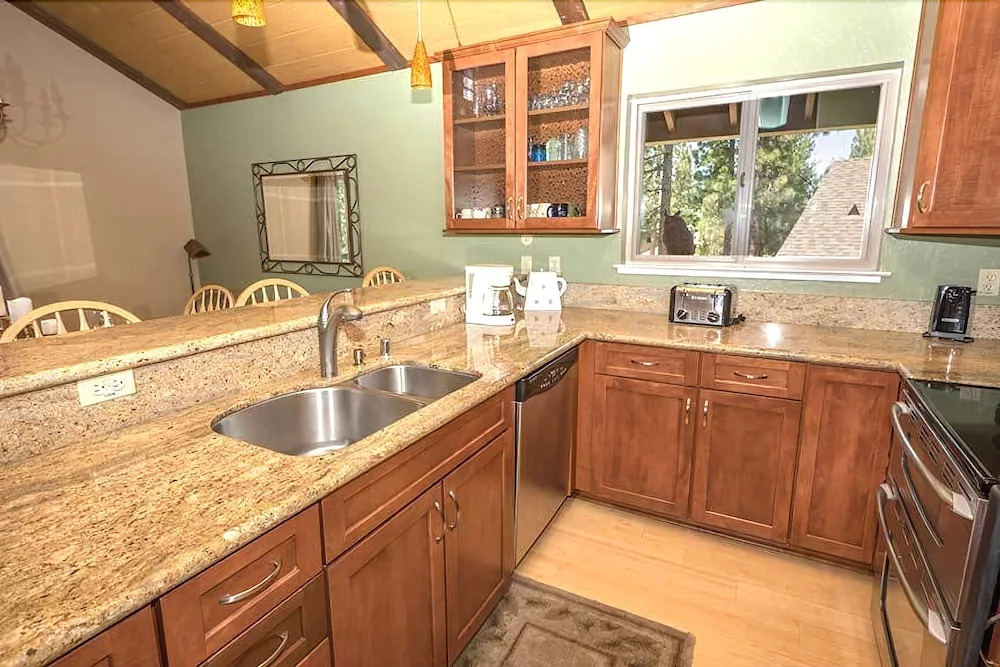 1233 Timber Lane 2 Bedroom Home