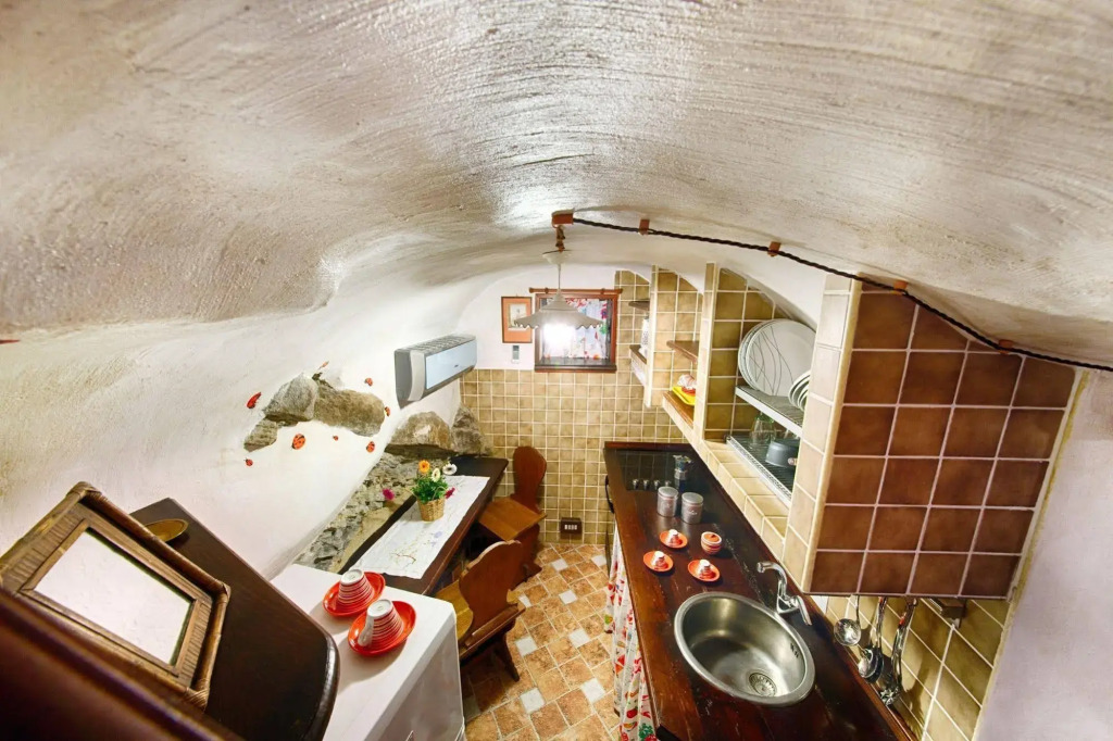 Munta e Cara Albergo Diffuso