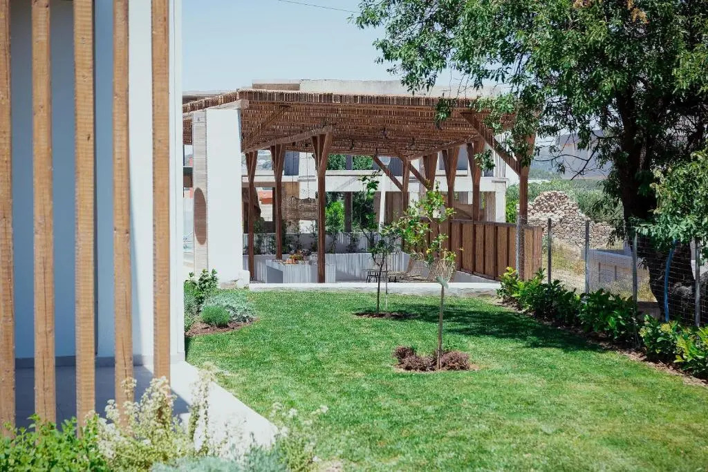 Kipos Suites & Apartments