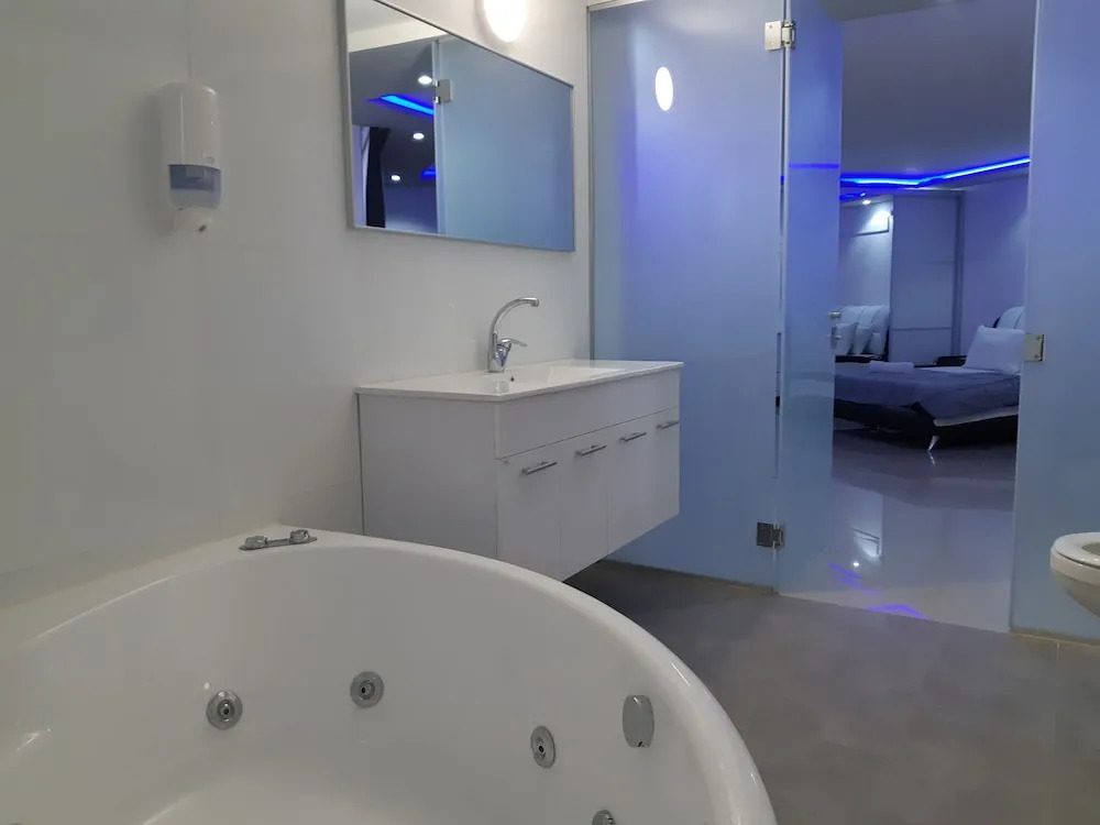 Spat Studio ApartHotel