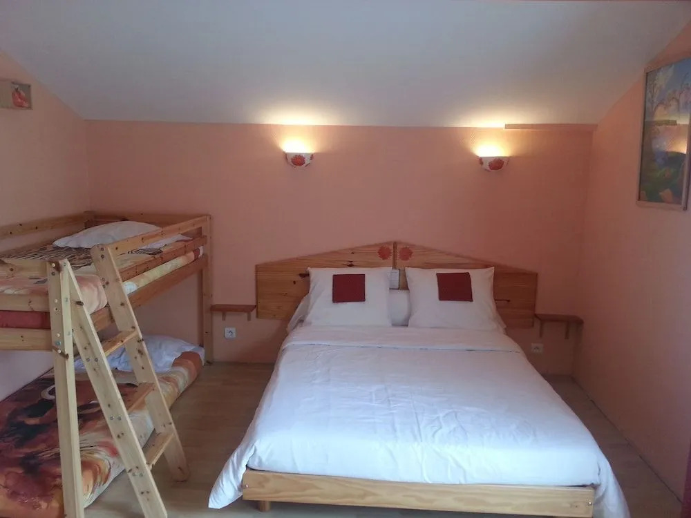 Chambres dHôtes Au Grillon Dort