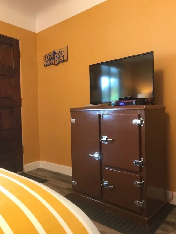 b side motel