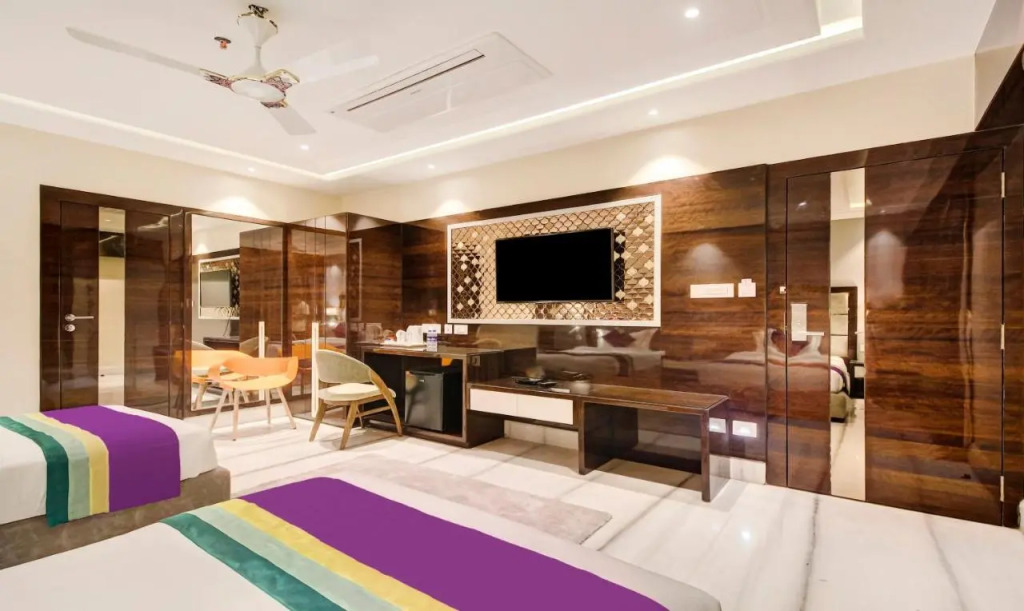 Treebo Premium Tahoora International