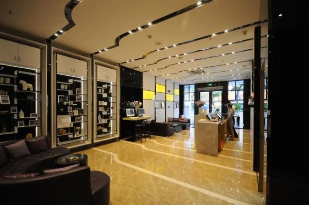 ENJOY HOTELS (Guangzhou Luoxi Metro Station)