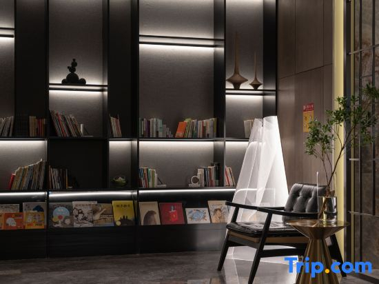 Jinan Jingshi East Road Sunac Mao Atour Hotel