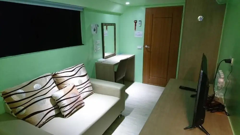 Carl Town Loft Hotel
