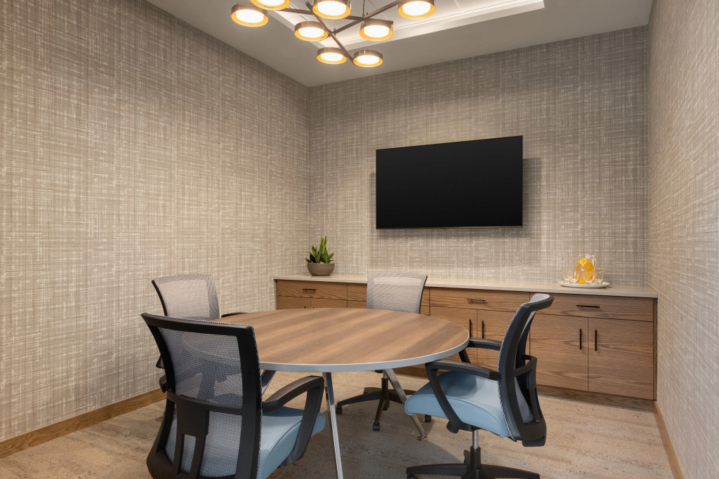 Staybridge Suites Rochester - Mayo Clinic Area by IHG