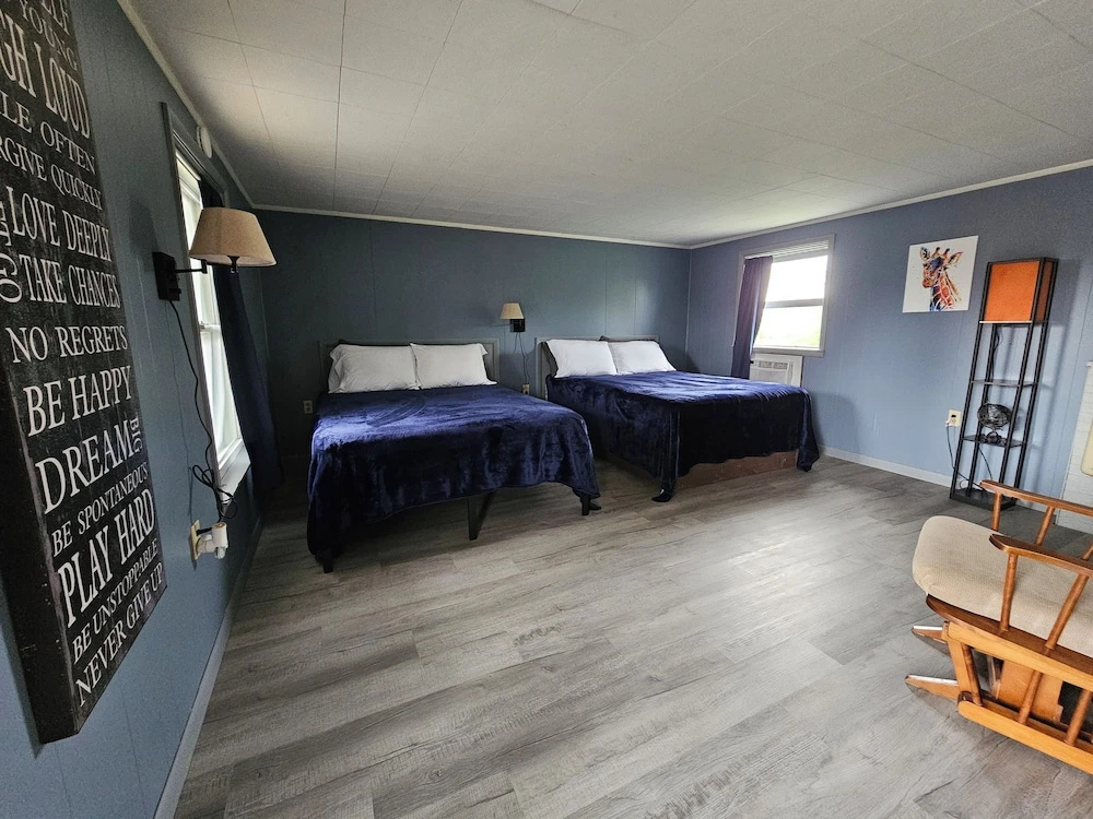 The Last Resort Motel
