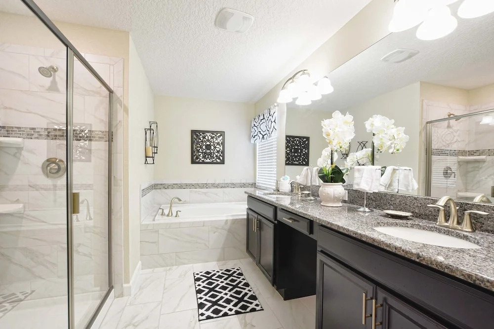 Storey Lake-6 Bedroom Pool Home- 1652ST