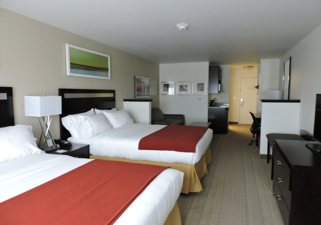 Holiday Inn Express and Suites Montgomery by IHG