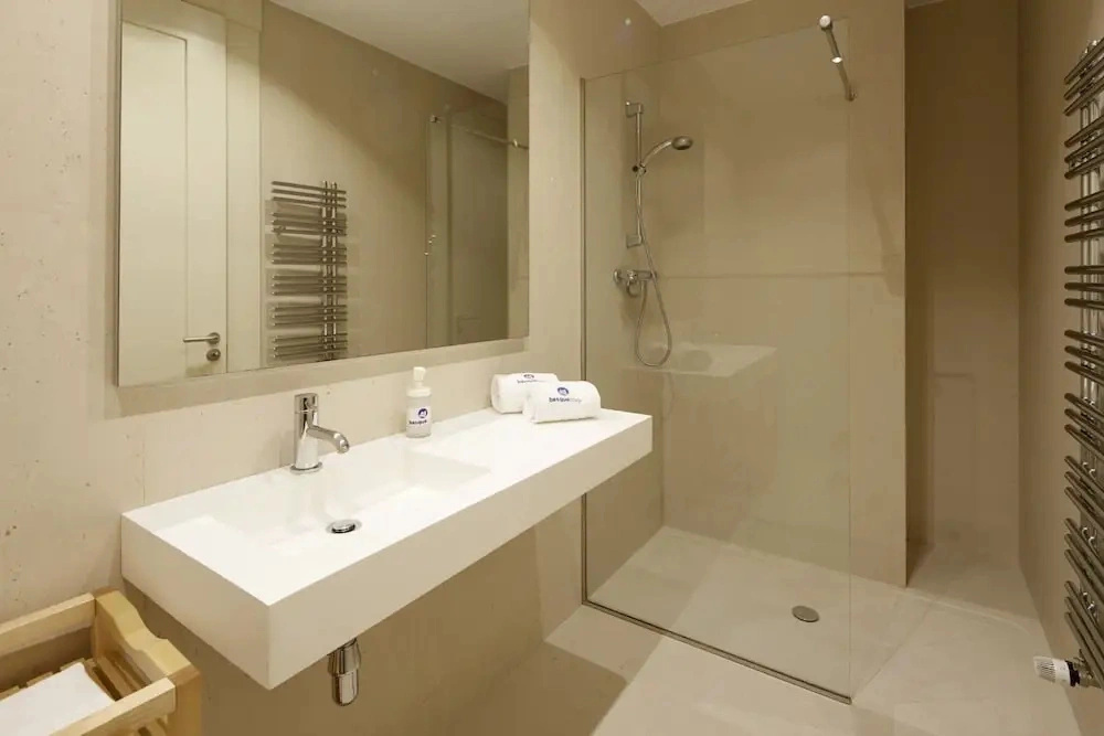 Eider - Basque Stay in San Sebasti n Donostia
