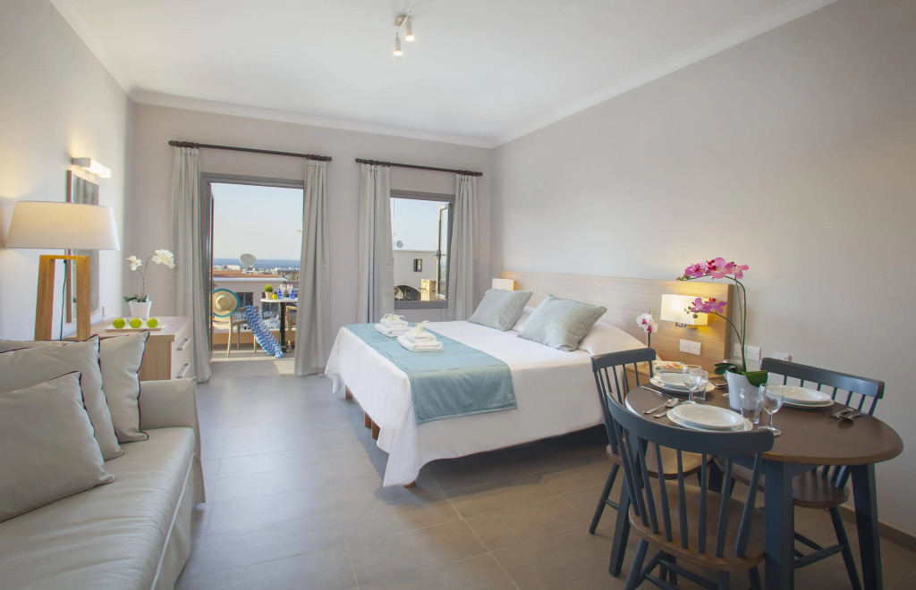 Louis St. Elias Resort & Waterpark