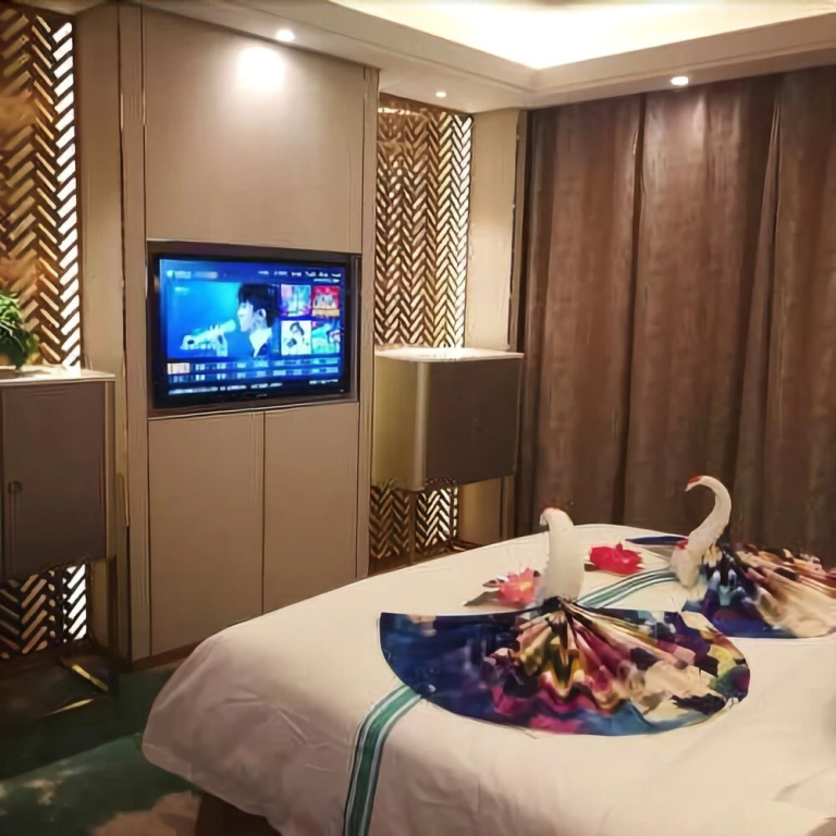 Lou lan Hotel