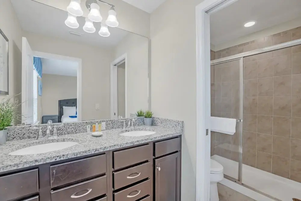 Grand 8BD Villa With Themed Rooms and Game Room! Close to Disney! #8ws883