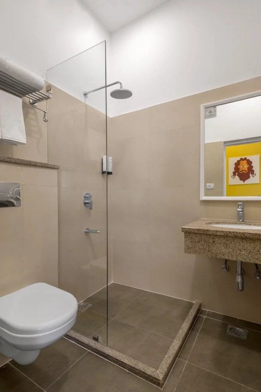 Bedzzz Varanasi by Leisure Hotels, 1 Km from Dashwasamedh Ghat