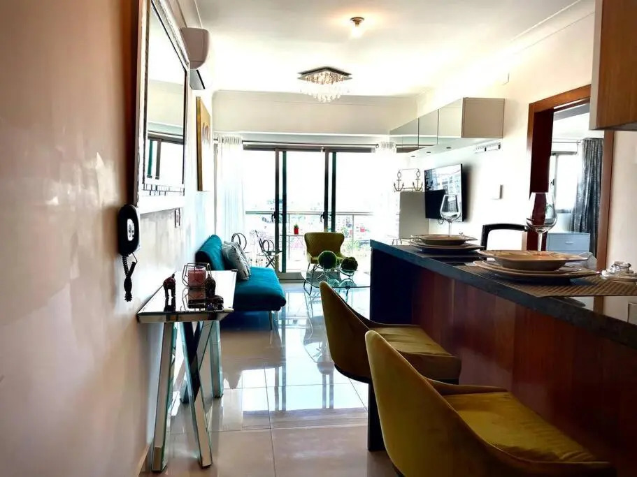 Suite Deluxe 1 bed, city OceanView, pool,Saune,Gym