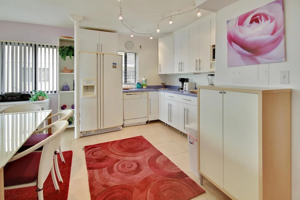 Land's End 205 Building 6 Beachfront With Private Balcony!