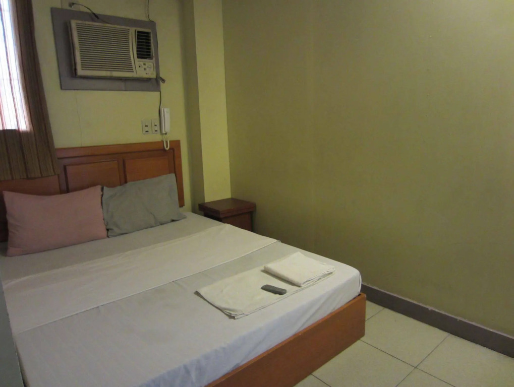 OYO 790 Mango Inn