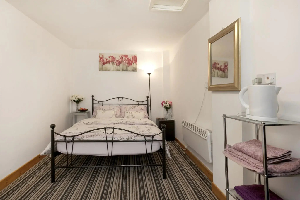Flat 2