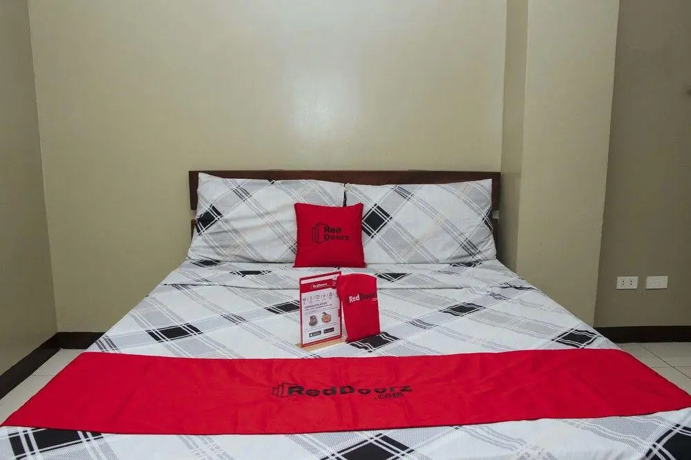 RedDoorz @ Kalayaan Makati